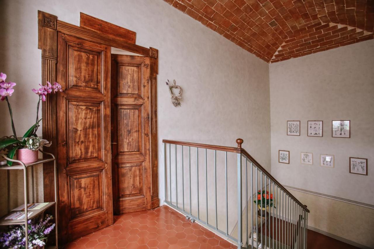 Il Pozzo Fiorito Apartment Cossombrato Exterior photo