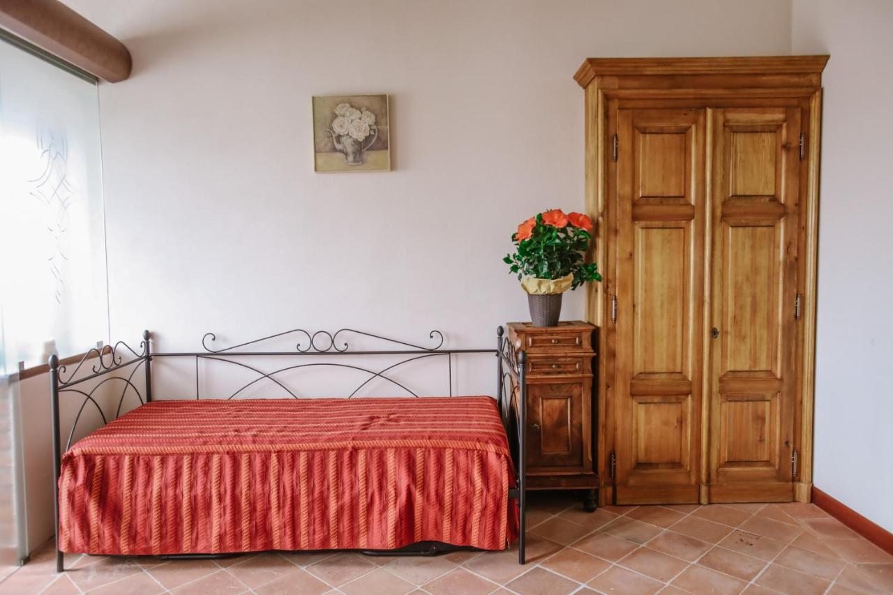 Il Pozzo Fiorito Apartment Cossombrato Exterior photo